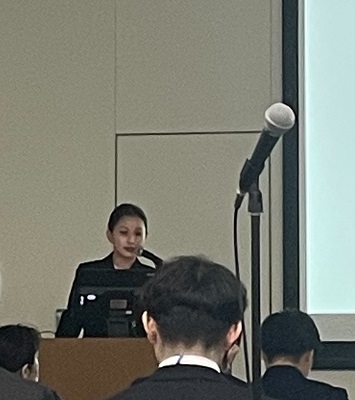 学会や研修会で発表（2025年度の様子）4